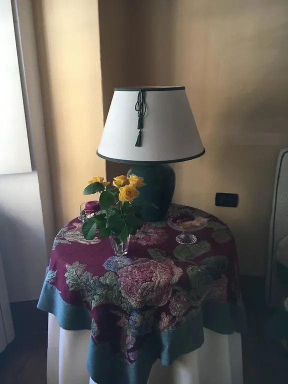 卢卡尼多迪托斯卡二号旅馆公寓 公寓
